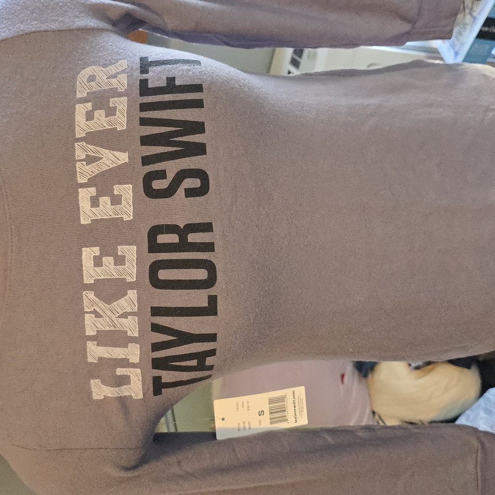 Gray 'Like Ever' Taylor Swift Long Sleeve Shirt